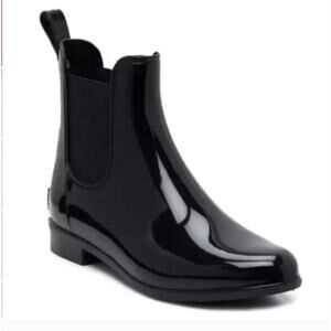 Marc Fisher Rainy 2 Chelsea Boots 7 Black NWOT Ankle Booties Ankle Wellies